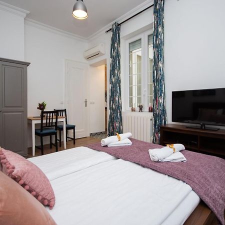 Downtown Star Apartment Belgrado Quarto foto
