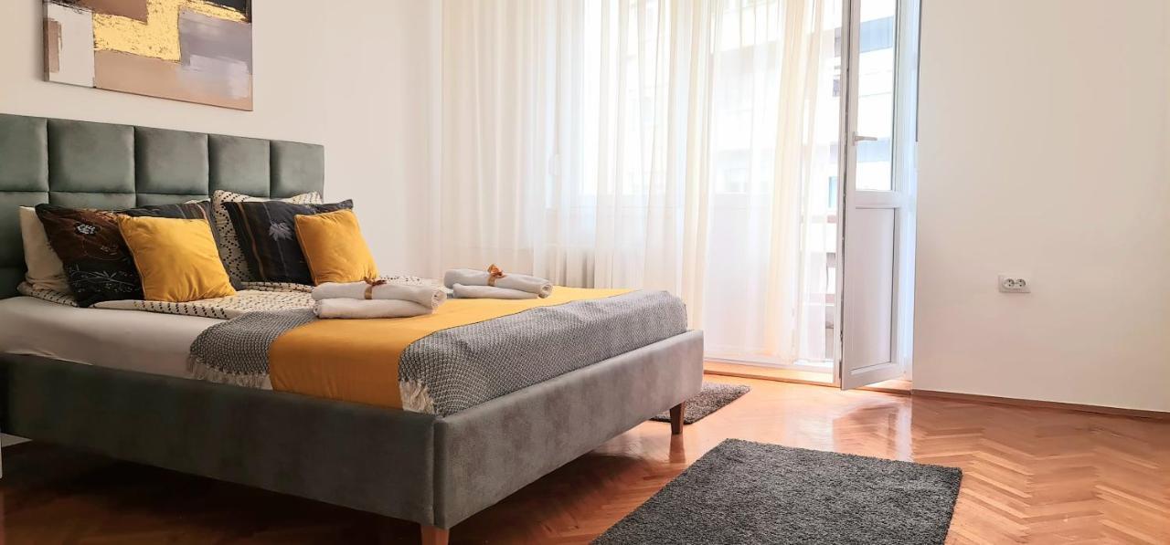 Downtown Star Apartment Belgrado Exterior foto